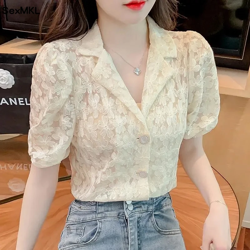 Elegant Hollow Out Lace Blouse - مراجعة Street Fashion Korean وسعره