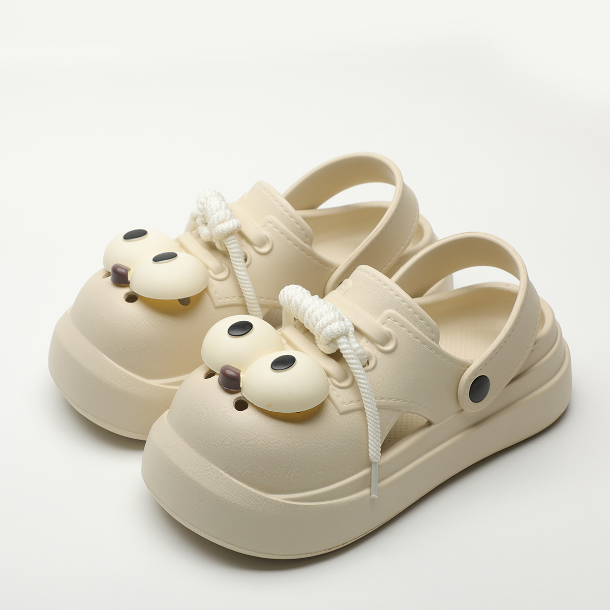 Cute DIY Big Eyes Fashion Clog - مراجعة Street Fashion Walking وسعره