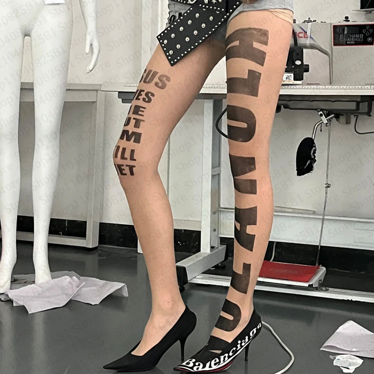 Gothic letter printed pantyhos - مراجعة Street Fashion Graffiti وسعره